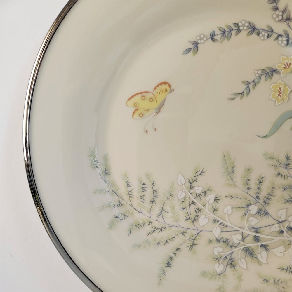 Set of 2 Lenox Cinderella Newer Platinum Trim Dinner Plates Excellent Condition - Picture 4 of 6
